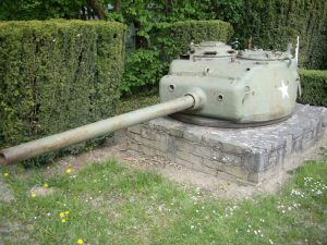 Tank Turret in the Side Yard, tripod/selfie stand not slotted
